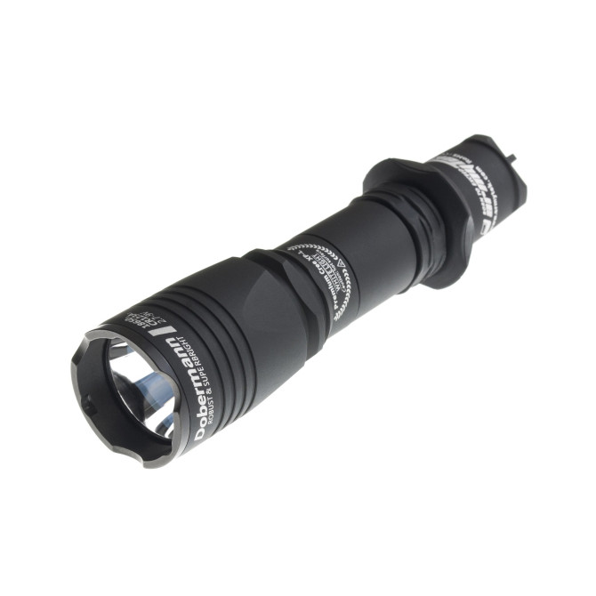 Latarka Taktyczna Armytek Doberman Pro XHP35 HI