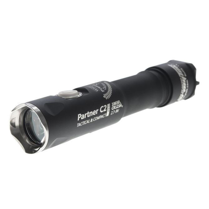 Latarka Taktyczna Armytek Partner C2 Pro XHP35