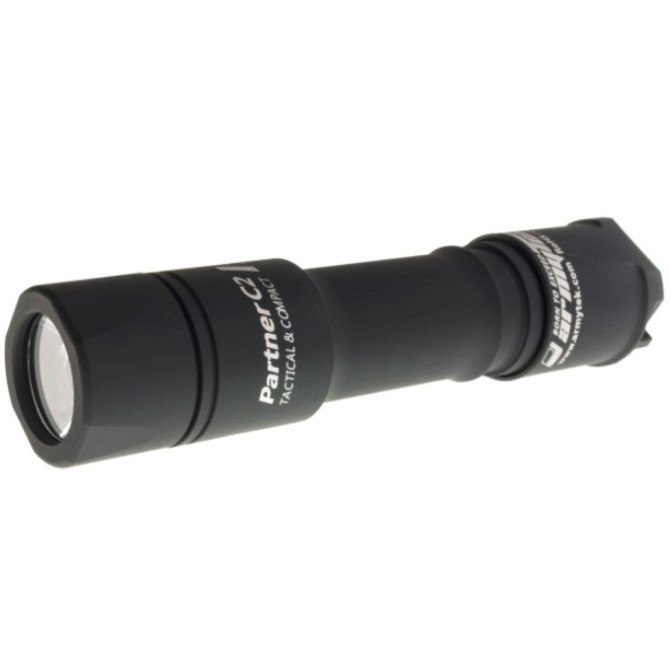 Latarka Taktyczna Armytek Partner C2 XP-L